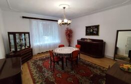 Casa cu 4 camere, 200 mp, zona centrala