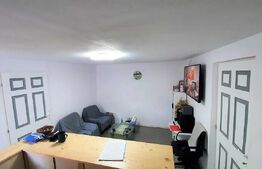 Apartament cu 3 camere semidecomandat