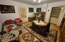 Casa cu 2 camere, 95 mp, in zona centrala