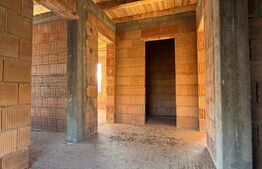 Casa cu 4 camere NOUA