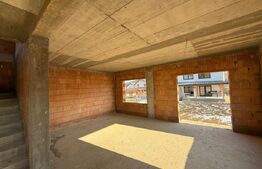 Casa cu 4 camere NOUA