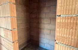 Casa cu 4 camere NOUA