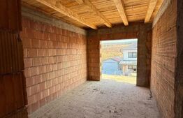 Casa cu 4 camere NOUA