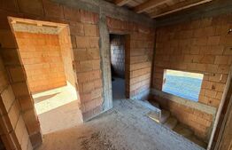 Casa cu 4 camere NOUA