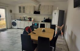 Casa cu 2 apartamente, 5 camere, 140 mp, zona Turnisor