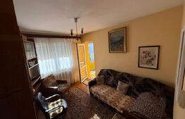 Apartament de vanzare, cu 4 camere, 77,62 mp, decomandat, zona Strand