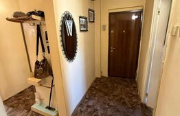 Apartament de vanzare, cu 4 camere, 77,62 mp, decomandat, zona Strand