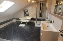 Apartament 4 camere, 100 mp, Strand