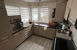 Apartament cu 3 camere, 76 mp, zona Selimbar