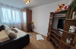 Apartament de vanzare, cu 3 camere, 70 mp, zona Țiglari-Tineretului