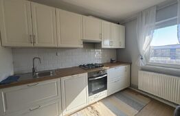 Apartament 3 camere, 65 mp, decomandat, zona Strand