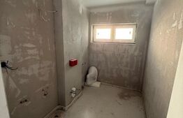 Apartament cu 3 camere, 85 mp, semidecomandat, zona Complex DaVinci