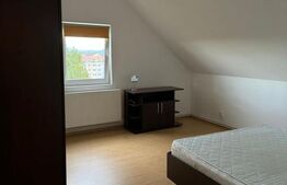 Apartament la mansarda, 4 camere, 2 bai, 91 mp, cartier Vasile Aaron