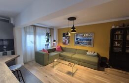 Apartament cu 4 camere, 91 mp, zona Strand