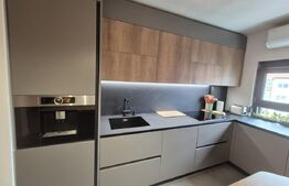 Apartament cu 4 camere, 91 mp, zona Strand