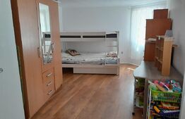Apartament la casa,  2 camere, semidecomandat, ultracentral