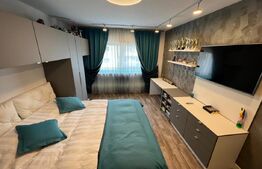 Apartament cu 2 camere, decomandat, zona Strand