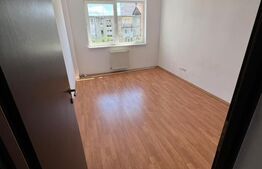 Apartament de vanzare, cu 3 camere, 79 mp, zona Rahovei