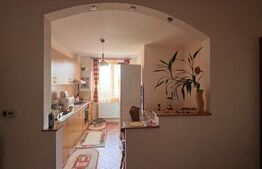 Apartament 3 camere, decomandate, 91 mp, la vilă, zonă Parc Belvedere