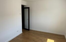 Apartament de vanzare, cu 3 camere, 73 mp, zona Turnisor 