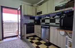 Apartament de vanzare, cu 4 camere, 115 mp, zona Selimbar