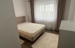 Apartament de vanzare, cu 2 camere, 59 mp, zona Strand