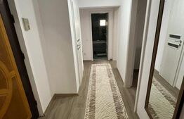 Apartament de vanzare, cu 2 camere, 59 mp, zona Strand
