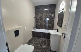 Apartament de vanzare, cu 3 camere, 70 mp, zona Ansamblul Vest Residence