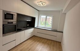 Apartament de vanzare, cu 3 camere, 69 mp, zona Calea Surii Mici