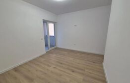 Apartament de vanzare, cu 3 camere, 62 mp, zona Calea Surii Mici