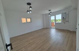 Apartament de vanzare, cu 3 camere, 62 mp, zona Calea Surii Mici