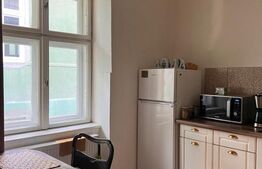 Apartament de vanzare, cu 3 camere, 98 mp, zona Centrul Istoric