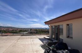 Penthouse de vanzare, cu 3 camere, 90 mp, zona Calea Surii Mici