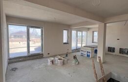 Penthouse de vanzare, cu 3 camere, 90 mp, zona Calea Surii Mici