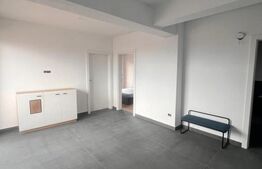 Apartament de vanzare, cu 3 camere, 55 mp, zona Calea Șurii Mici