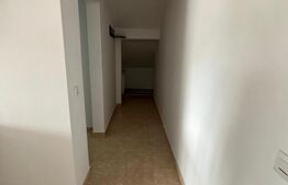 Apartament de vanzare, cu 3 camere, 115 mp, zona Tilisca