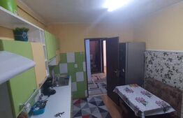 Apartament 3 camere, 61 mp, zona Vasile Aron