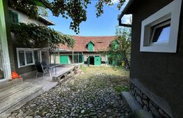 Casă spațioasă de vânzare în Rășinari, Sibiu – 4 camere, pivniță, demisol, curte