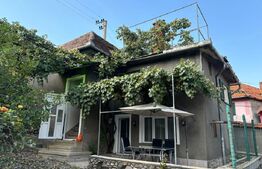 Casă spațioasă de vânzare în Rășinari, Sibiu – 4 camere, pivniță, demisol, curte