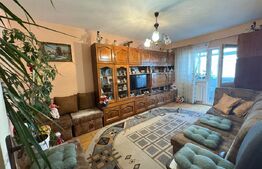 Apartament decomandat cu 3 camere și 2 balcoane, zona Vasile Aaron