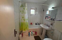 Apartament decomandat cu 3 camere și 2 balcoane, zona Vasile Aaron