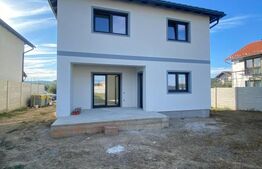 Casa individuala cu 5 camere, zona Cristian 