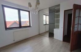Apartament spațios cu 3 camere, balcon generos și 2 locuri de parcare, Șelimbar 