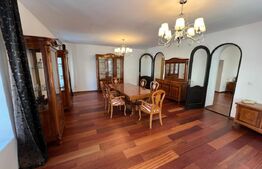 Apartament cu 2 camere, 130 mp, zona Centru Istoric