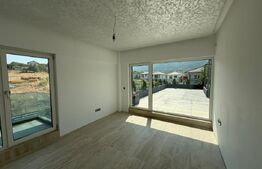 Casă individuală de lux cu piscină și teren generos de 1.190 mp în Cisnădie 