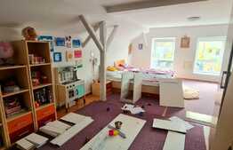 Casa 5 camera, zona centrala Cisnadie