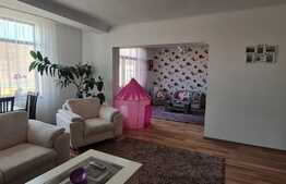 Casa 5 camera, zona centrala Cisnadie