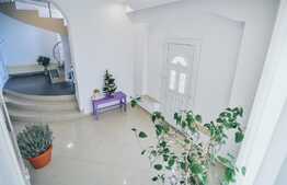 Casa deosebita de vanzare in Sibiu pretabila pentru pensiune sau sediu de firma