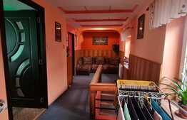 Apartament 3 camere, 80 mp, la casa, zona Centrala 