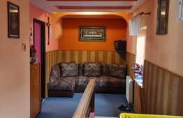 Apartament 3 camere, 80 mp, la casa, zona Centrala 